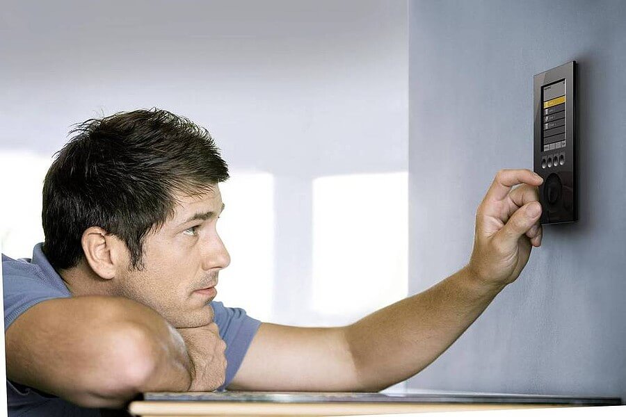 Smart Home - Kontrolle per Touchpanel