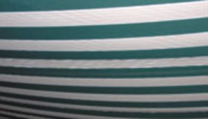 Welligkeit im Naht- und Bahnenbereich